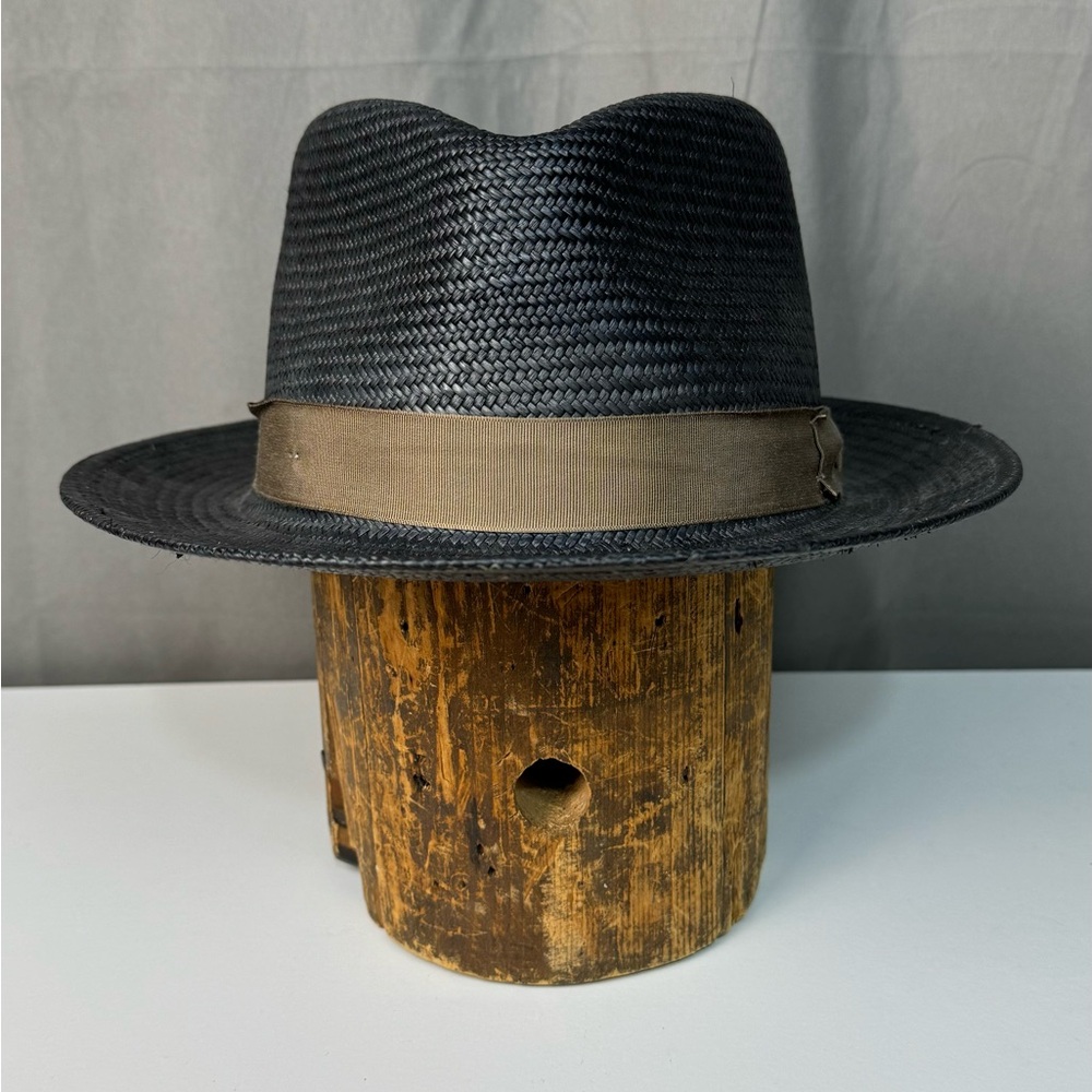 Fedora black straw Magil